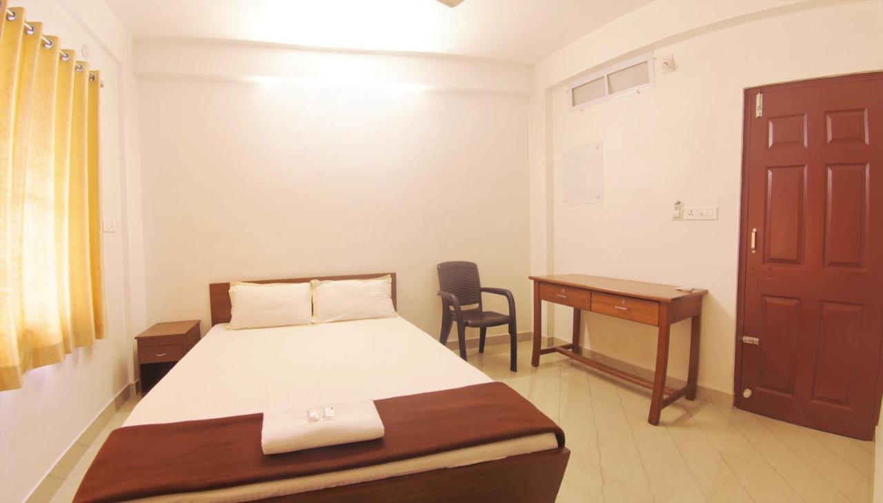 Hotel Noah'S Ark Kochi Exterior foto